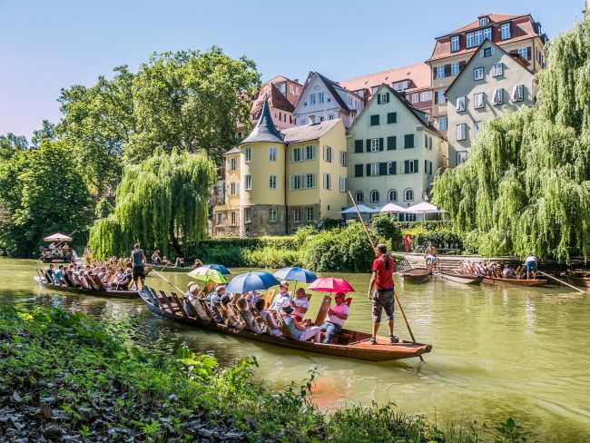 Stocherkahnrennen Tübingen – Spektakel auf dem Neckar